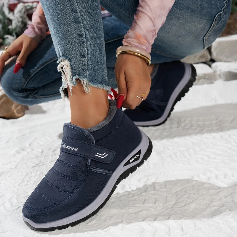 🔥 𝗟𝗘𝗧𝗭𝗧𝗘𝗥 𝗧𝗔𝗚: 𝟴𝟬 % 𝗥𝗔𝗕𝗔𝗧𝗧 – Damen Winter-Orthopädieschuhe – Warm, Weit geschnitten, Gepolsterte Sohle zur Schmerzlinderung
